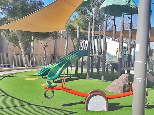 גן המתנ"ס בירושלים - תמונה 2