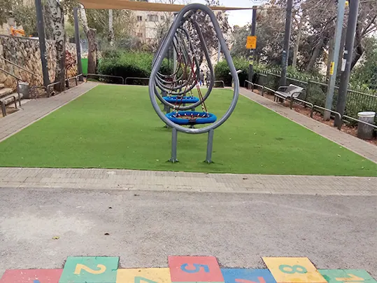 גן הרצוג בירושלים - תמונה 2