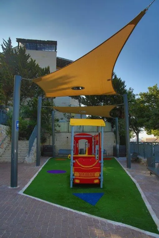 גן דה לפרגולה בירושלים - תמונה 2