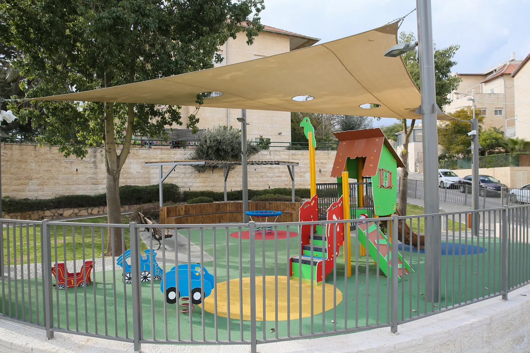 גני משחקים - שלמה דוגה בירושלים - תמונה 4